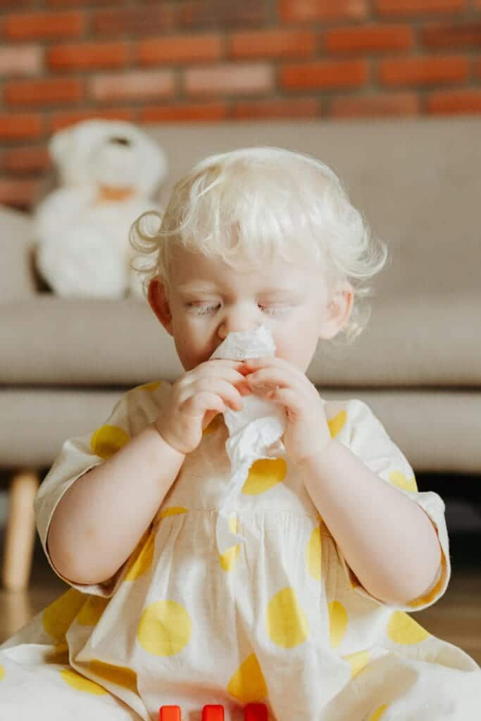 child allergy sneezing childhood allergies eczema asthma